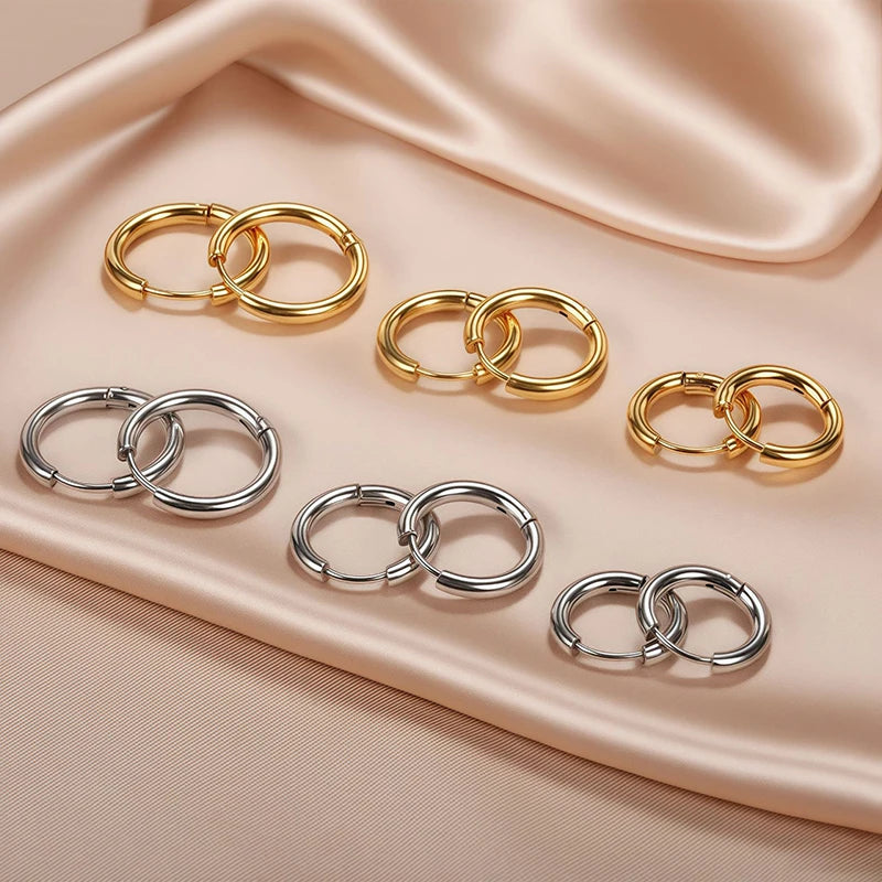 2 Pieces Classic Round Hoop Earrings 2.5mm Thick Gold or Silver